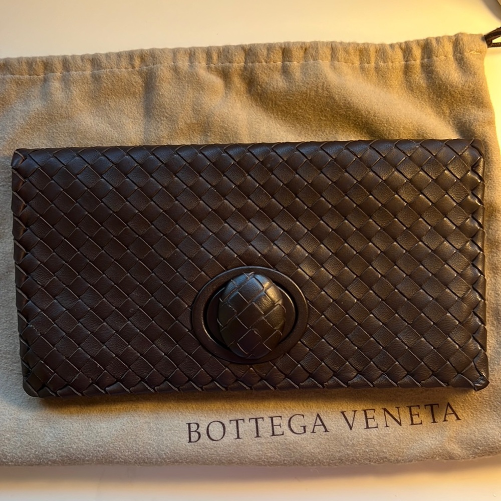 Bottega Veneta Intrecciato Leather Twist Lock Flap Clutch